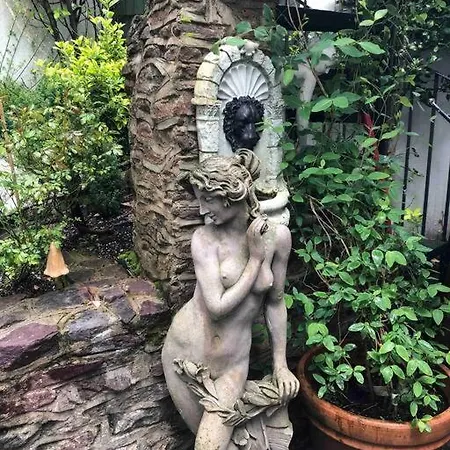 Apartment Beautiful 2 Bedroom Garden Flat In Great Location Bristol