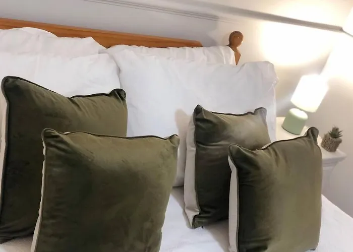 Apartament Beautiful 2 Bedroom Garden Flat In Great Location Bristol