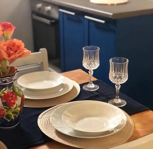 Beautiful 2 Bedroom Garden Flat In Great Location 公寓 布里斯托