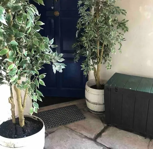 公寓 Beautiful 2 Bedroom Garden Flat In Great Location